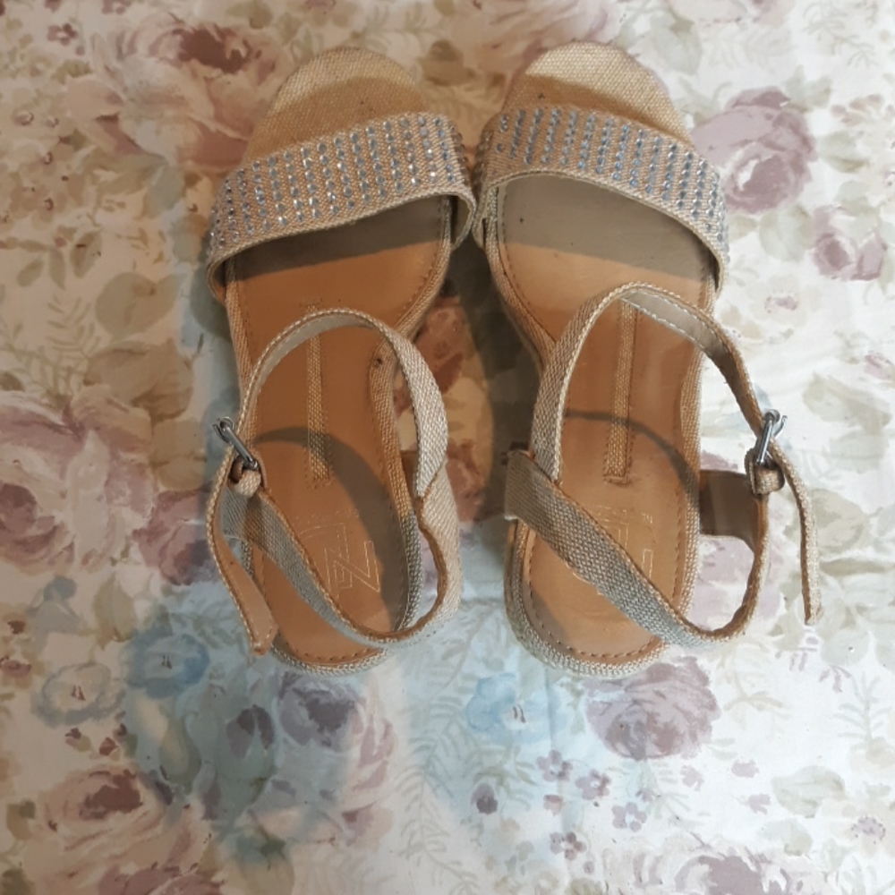 Shoes - Picture 2 of 3